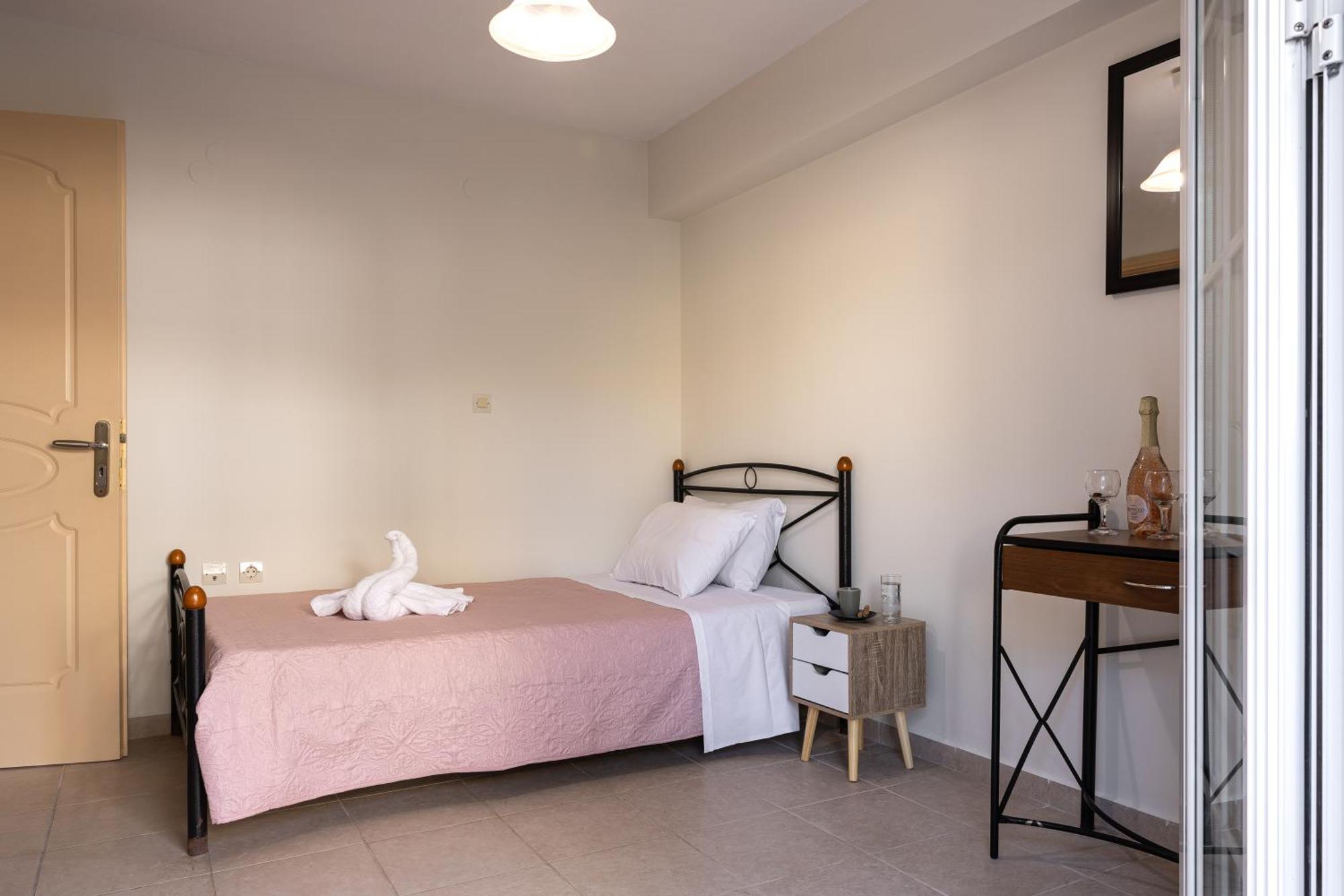 Pavlos Apartments Argostoli  Exterior foto